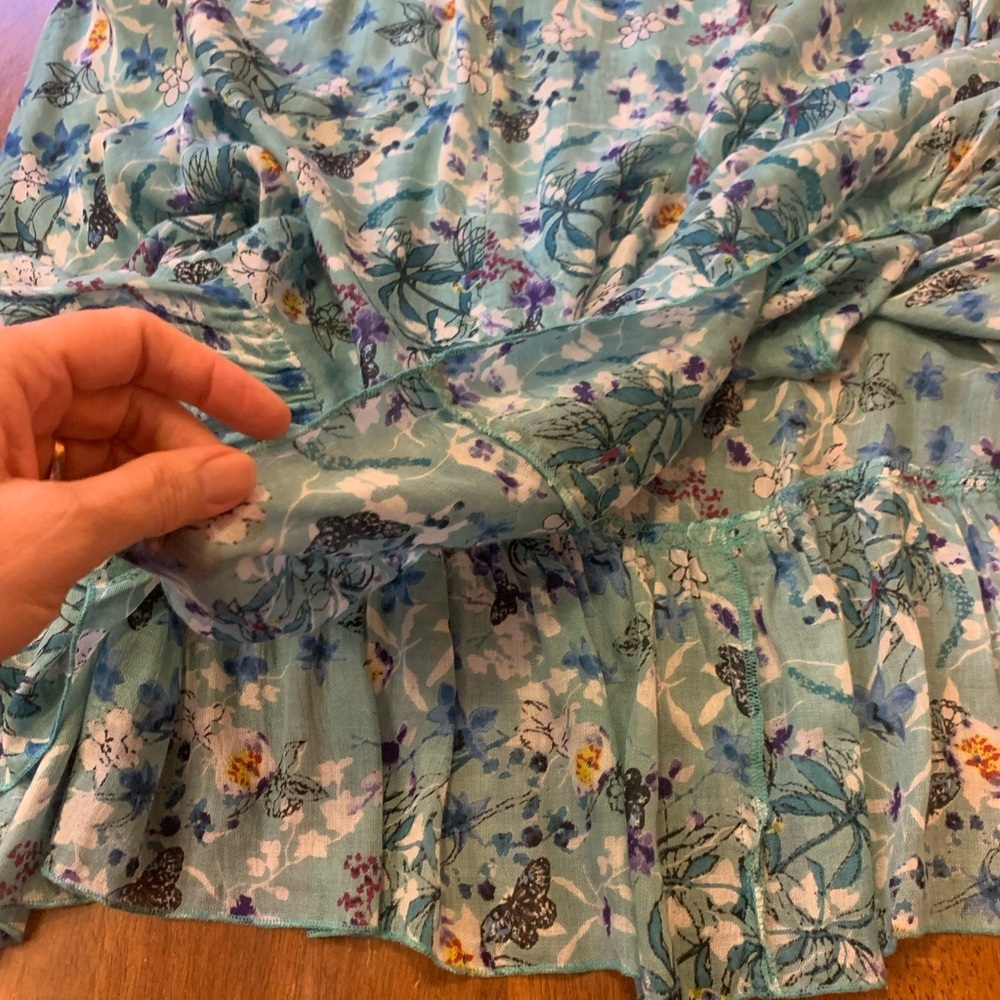 Charlie Paige NWT small/medium Blue and White Dress Ruffled Shark Bite Hem - Picture 6 of 12